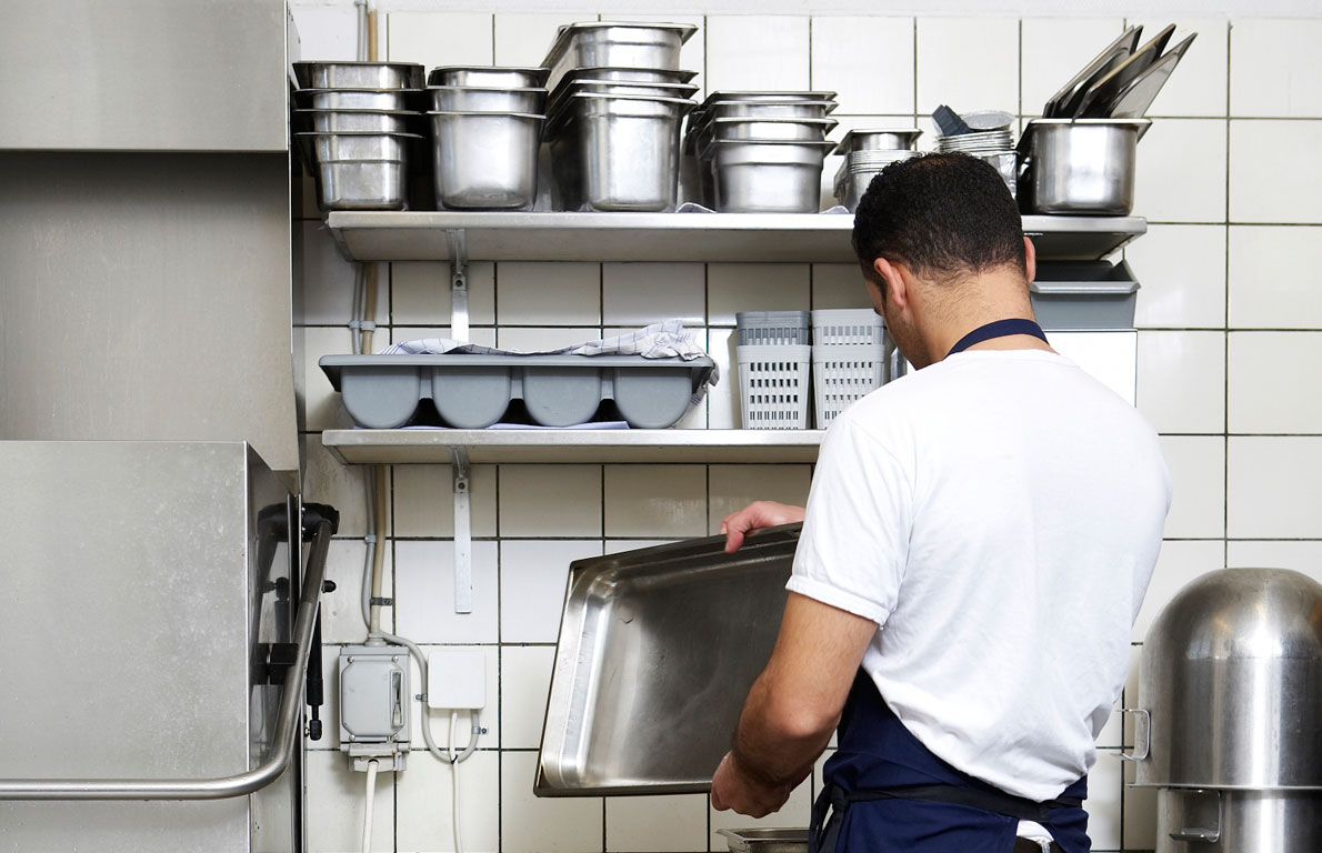 4dishwasherrestaurantIstock_Thinkstock (1) Turiconsejos